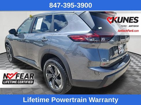 Used 2025 Nissan Rogue SV AWD/4WD image 9