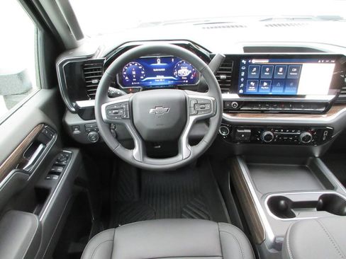 New 2026 Chevrolet Silverado 2500 LT w/ Trail Boss Package AWD/4WD image 19