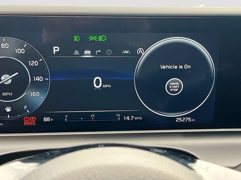 Used 2024 Kia Seltos EX AWD/4WD image 12