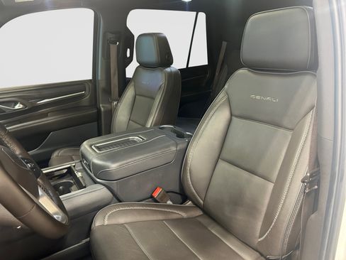 Used 2024 GMC Yukon Denali AWD/4WD image 13