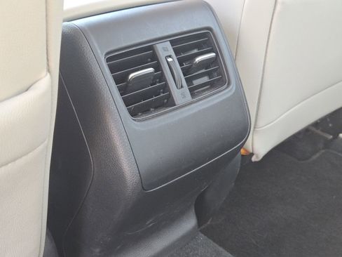 Used 2019 Honda Accord Touring image 34