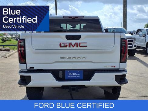 Used 2024 GMC Sierra 2500 AT4 w/ AT4 Premium Plus Package AWD/4WD image 5