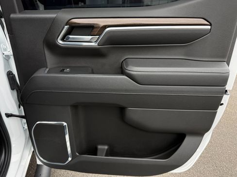 Used 2024 Chevrolet Silverado 1500 RST w/ Redline Edition image 22