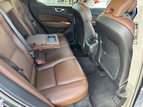 Used 2019 Volvo XC60 T6 Inscription w/ Protection Package Premier AWD/4WD image 11