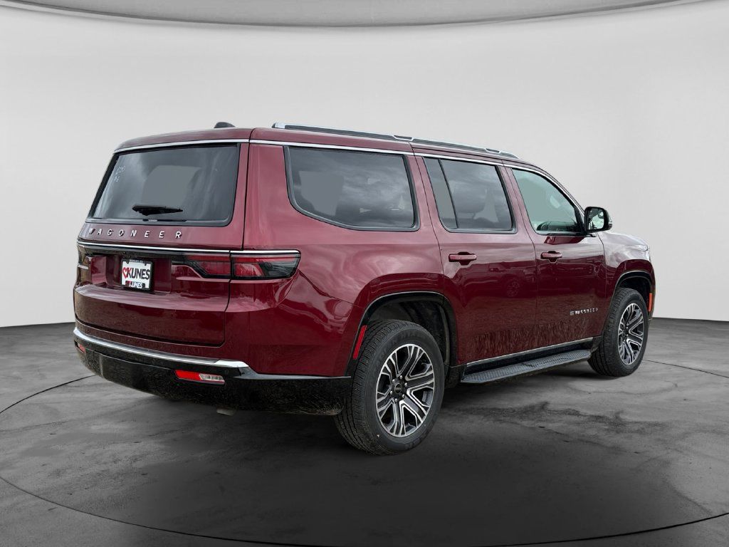 Used 2025 Jeep Wagoneer Series II AWD/4WD image 10