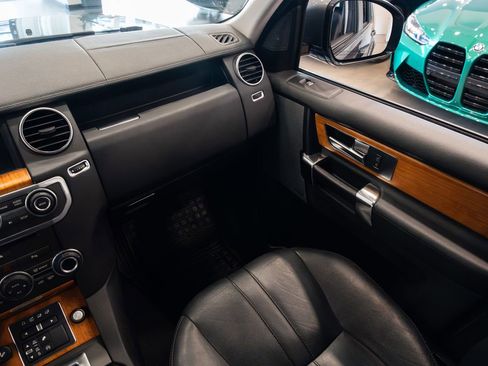 Used 2014 Land Rover LR4 HSE AWD/4WD image 9