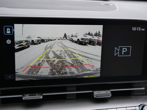 Certified 2025 Hyundai Kona SEL image 35