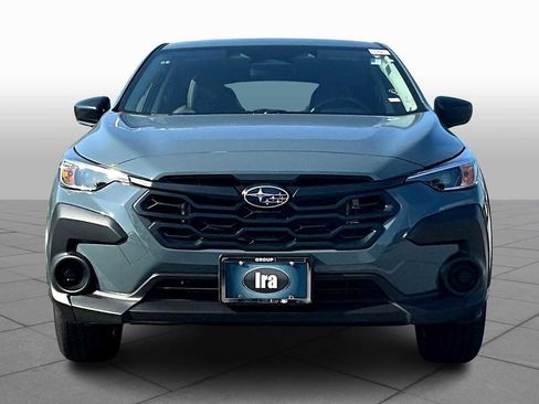 Used 2025 Subaru Crosstrek 2.0i image 3