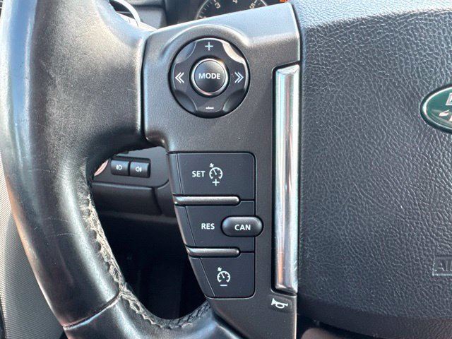 Used 2013 Land Rover LR4 HSE AWD/4WD image 25