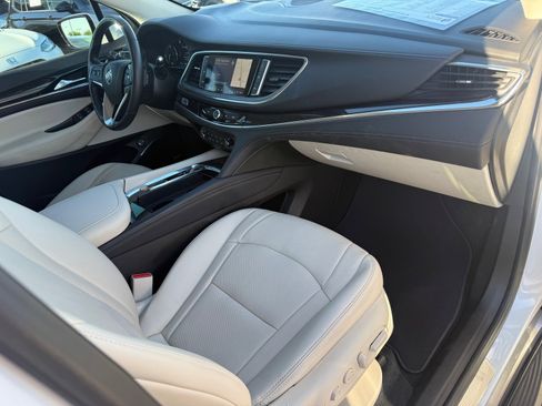 Used 2022 Buick Enclave Premium w/ LPO, Touring Package AWD/4WD image 31