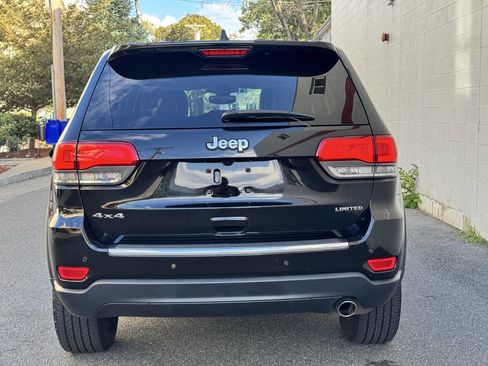Used 2018 Jeep Grand Cherokee Limited image 9