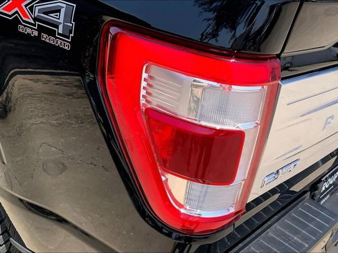 Used 2021 Ford F150 Platinum w/ FX4 Off-Road Package AWD/4WD image 29