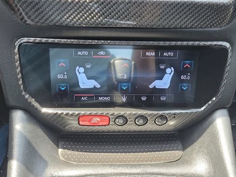 Used 2013 Maserati GranTurismo Sport RWD image 23