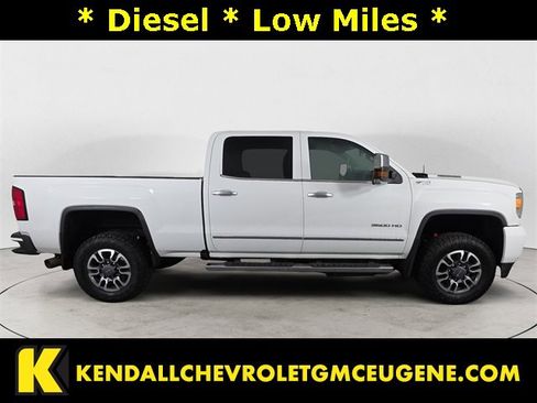 Used 2019 GMC Sierra 3500 SLT image 6