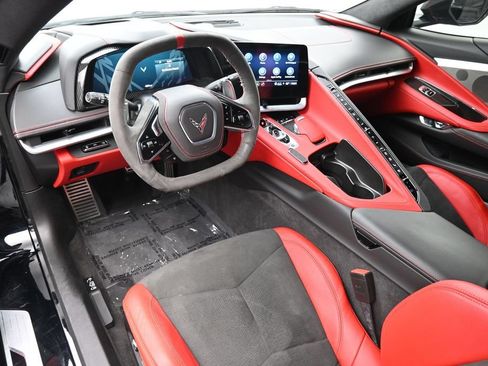 Used 2023 Chevrolet Corvette Stingray Premium Cpe w/ Z51 Performance Package RWD image 4