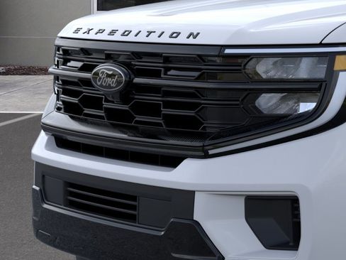 New 2026 Ford Expedition Platinum w/ Stealth Appearance Package AWD/4WD image 17