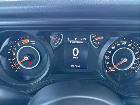 Used 2024 Jeep Wrangler Unlimited Sport AWD/4WD image 11