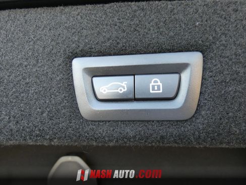 Used 2016 BMW 750i xDrive AWD/4WD image 92