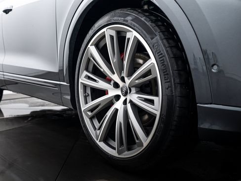 New 2026 Audi Q8 Prestige image 24