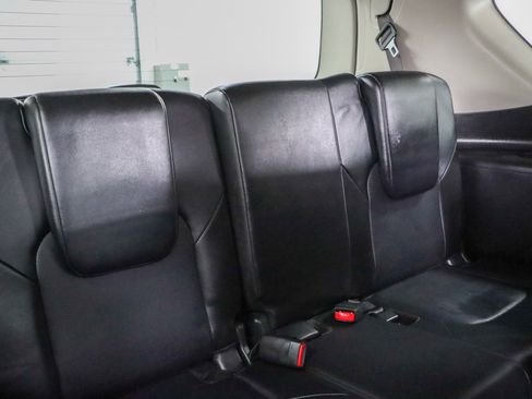 Used 2020 Nissan Armada SL w/ Premium Package image 31