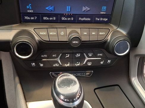 Used 2015 Chevrolet Corvette Stingray Z51 w/ 2LT Preferred Equipment Group image 15