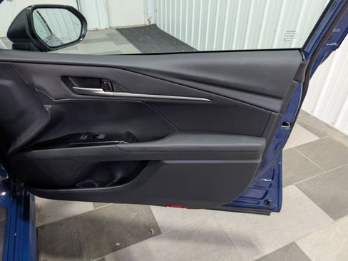 Used 2025 Toyota Camry LE image 26