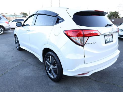 Used 2019 Honda HR-V Touring image 6