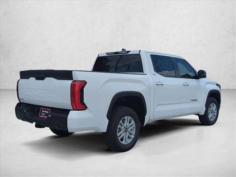 Used 2026 Toyota Tundra SR5 w/ SR5 Premium Package AWD/4WD image 5