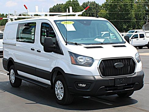 Used 2025 Ford Transit 250 Low Roof w/ Exterior Upgrade Package RWD image 3