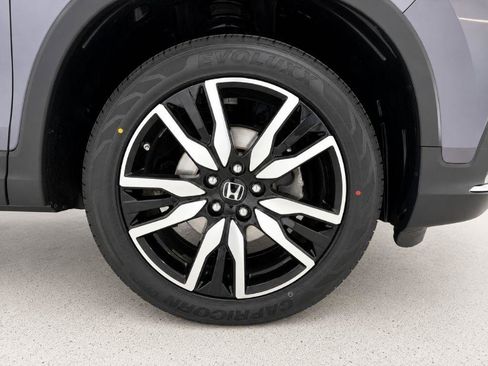 Used 2020 Honda Pilot Touring image 38