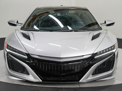 Used 2017 Acura NSX image 10