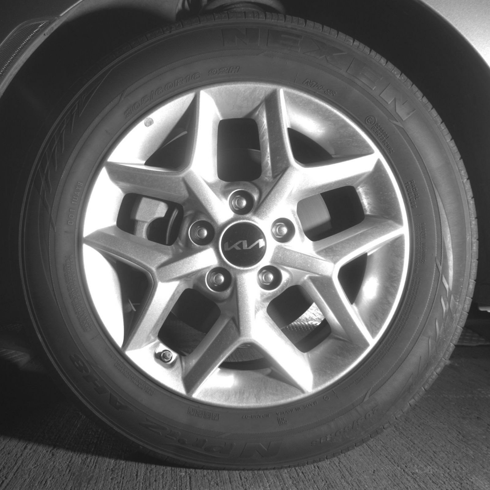 Used 2025 Kia Soul LX w/ LX Technology Package FWD image 20