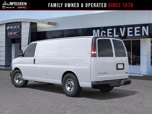 New 2026 GMC Savana 2500 w/ Driver Convenience Package image 32