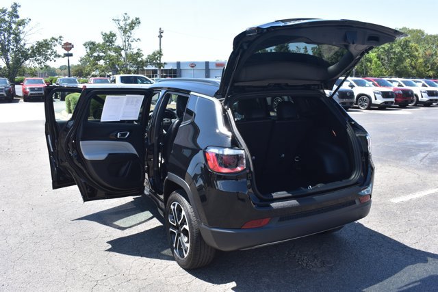 Used 2024 Jeep Compass Limited AWD/4WD image 18