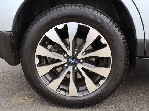 Used 2017 Subaru Outback 3.6R Limited AWD/4WD image 44