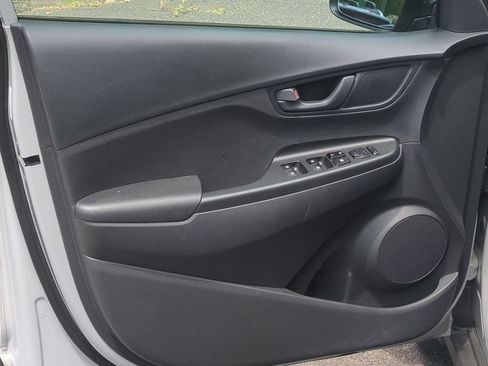 Certified 2023 Hyundai Kona SEL AWD/4WD image 10