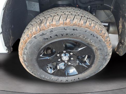 Used 2023 RAM 1500 Big Horn image 12