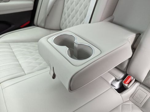 Used 2019 Genesis G70 2.0T Advanced w/ Prestige Package image 41