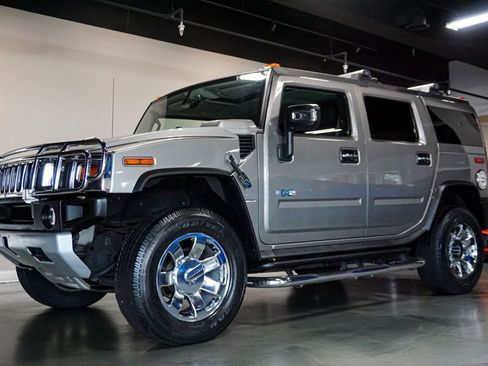 Used 2009 HUMMER H2 Luxury AWD/4WD image 3