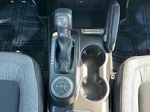 Used 2023 Ford Bronco Big Bend AWD/4WD image 34