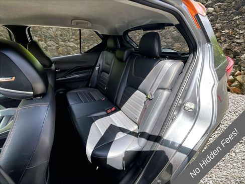 Used 2020 Nissan Kicks SR w/ SR Premium Package FWD image 23