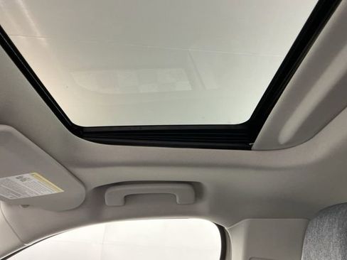 New 2025 Ford Maverick XLT w/ XLT Luxury Package image 20