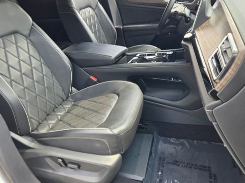 Certified 2024 Volkswagen Atlas SEL Premium R-Line image 21