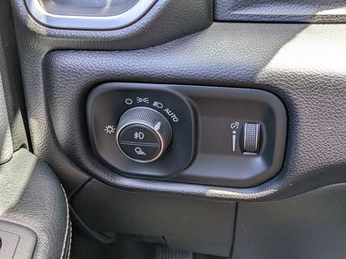 Used 2022 RAM 2500 Big Horn w/ Level A Equipment Group AWD/4WD image 22