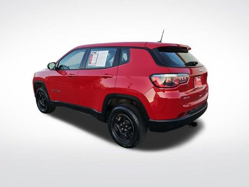 Used 2018 Jeep Compass Sport w/ Tech Group AWD/4WD image 4