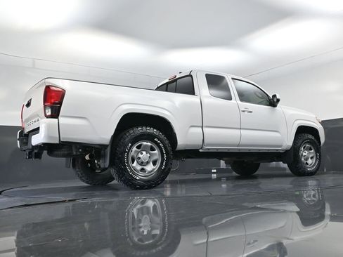 Used 2022 Toyota Tacoma SR image 19