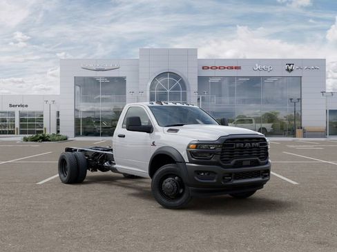 New 2025 RAM 5500 Tradesman AWD/4WD image 5