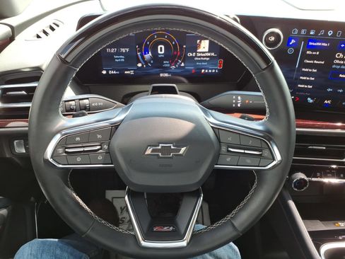 Used 2025 Chevrolet Traverse Z71 w/ Enhanced Driving Package AWD/4WD image 27