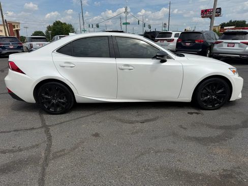 Used 2015 Lexus IS 250 RWD image 16
