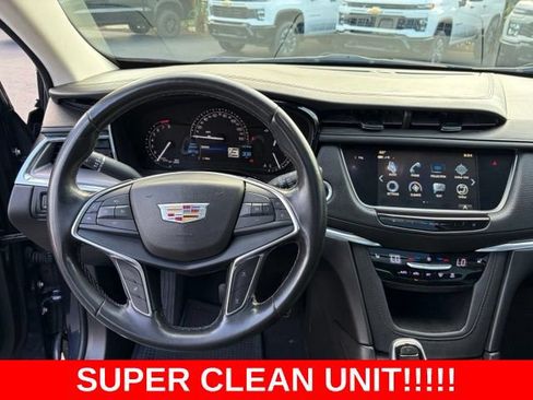 Used 2018 Cadillac XT5 Luxury FWD image 18